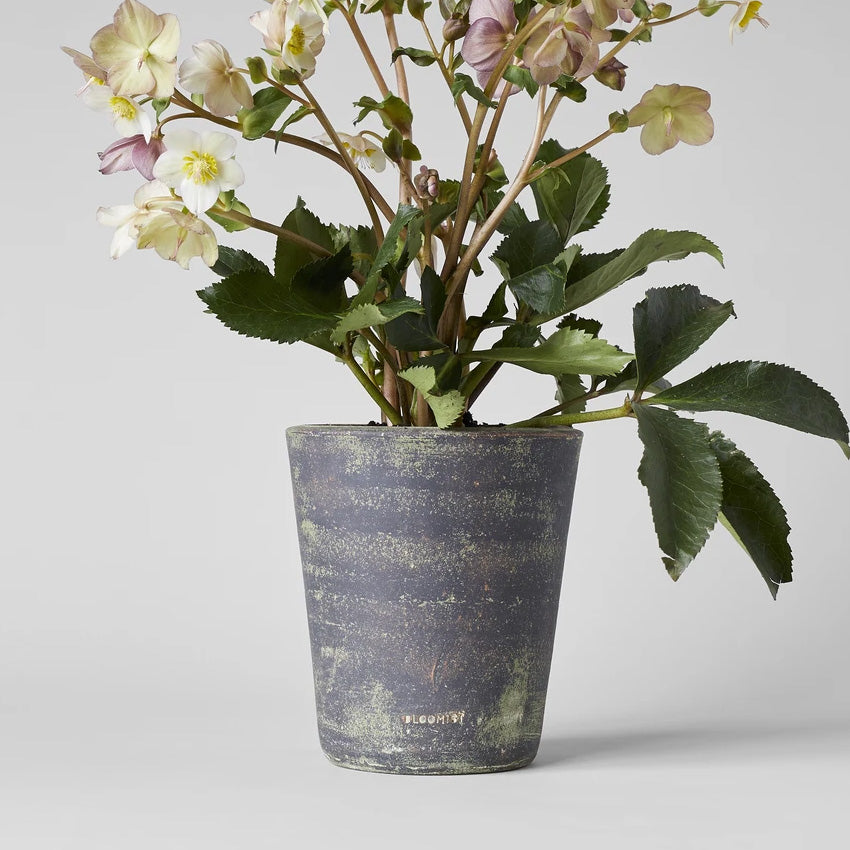Basic Planter, Grey Patina